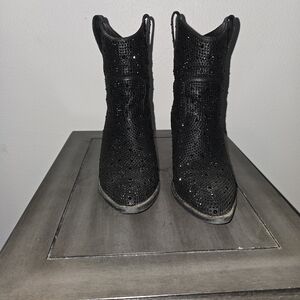 Black Embellished Women's Western Ankle Boots